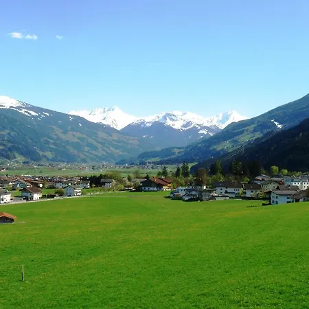 Апартаменты Lora *