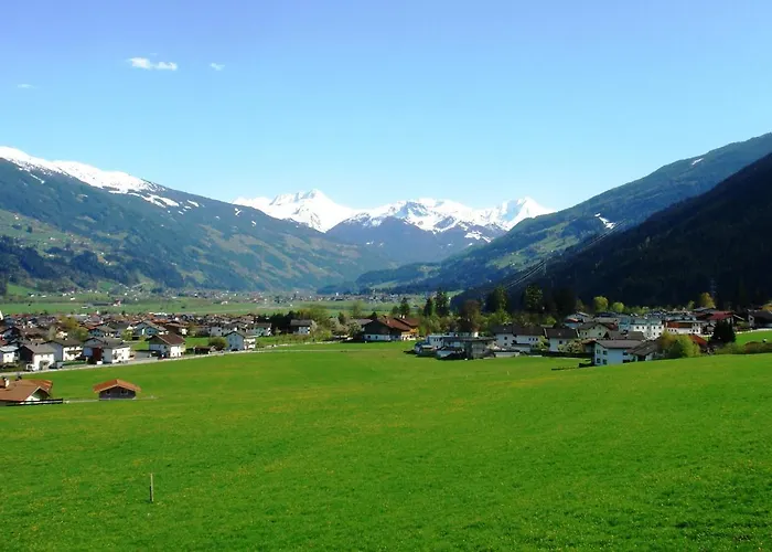 Апартаменты Lora *