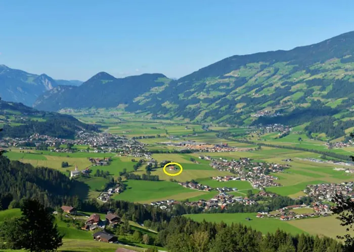 Lora Апартаменты *